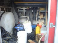 red trailer pictures 002.JPG